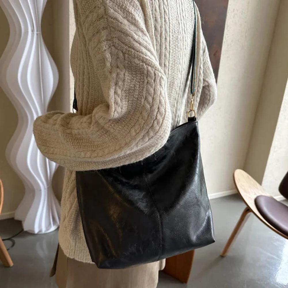 Chelsey’s Vintage Charm | Læder Skuldertaske